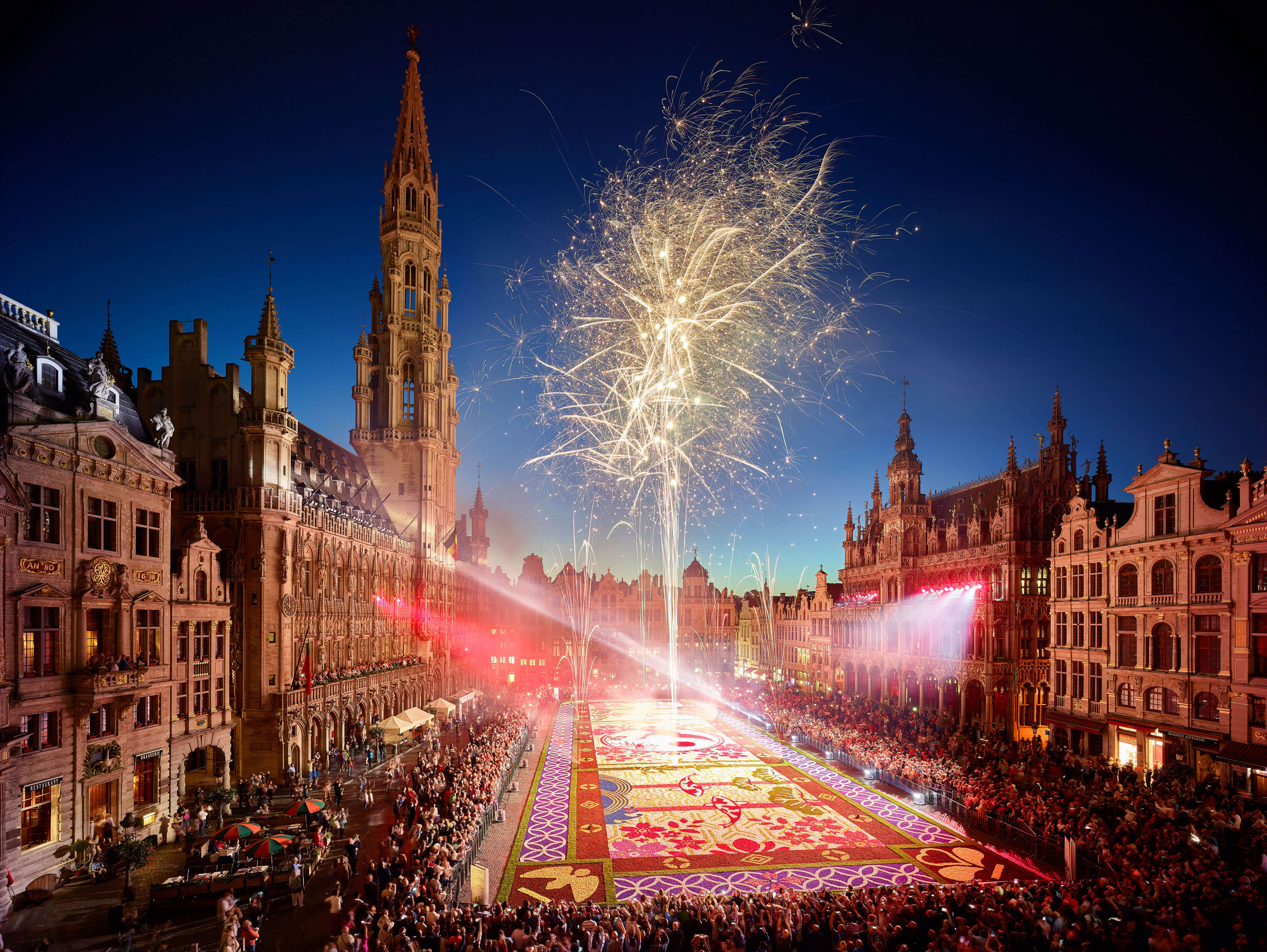 Junhui Flower Carpet Brussels