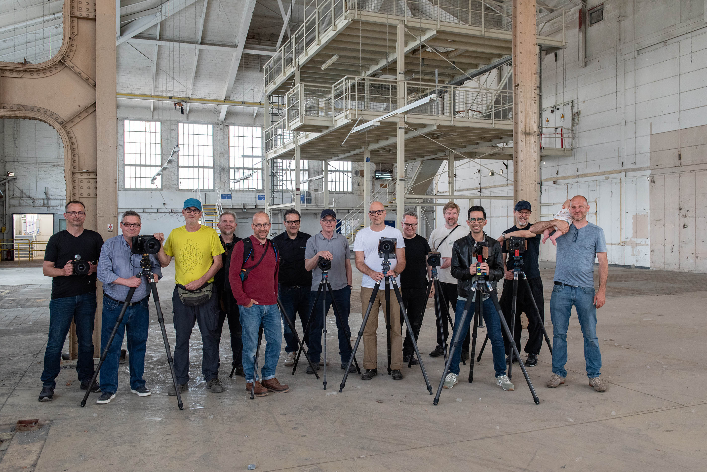Review Architectural and industrial photography in digital medium format